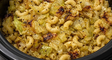 Slow Cooker Poor Man Cabbage and Macaroni Recipe