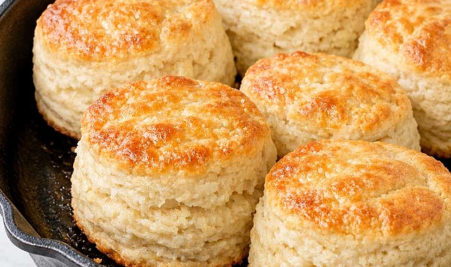 Southern 3-Ingredient Mayonnaise Biscuits Recipe