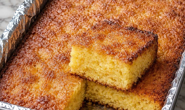 Southern 3-Ingredient Pineapple Cake Recipe