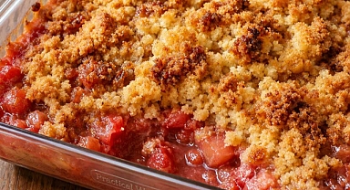 4-Ingredient Amish Rhubarb Crunch Recipe