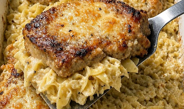 Oven-Baked 4-Ingredient Pork Chop Noodle Casserole Recipe