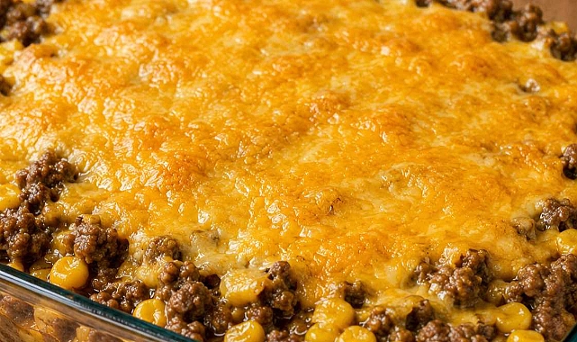 Oven Baked 5-Ingredient Amish Beef and Corn Casserole Recipe