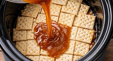 Saltine Caramel Chocolate Dessert Recipe