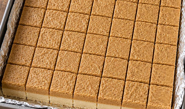 Slow Cooker 3-Ingredient Whipped Coffee Fudge Recipe