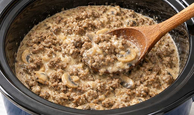 Slow Cooker 5-Ingredient Poor Man Stroganoff Recipe