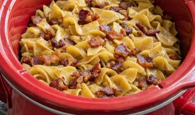 Slow Cooker 5-Ingredient Amish Bacon Fat Noodles Recipe