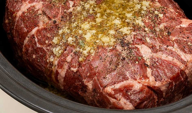 Slow Cooker Garlic Herb Beef Chuck Roast Recipe