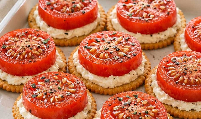 Southern 3-Ingredient Fresh Tomato Bites Recipe