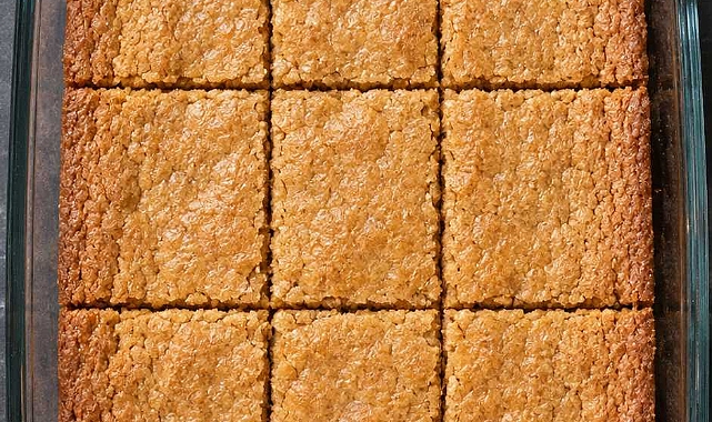 3-Ingredient Peanut Butter Blondies Recipe