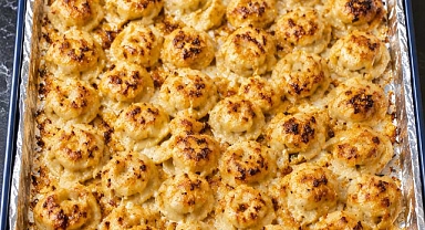 Oven-Baked 4-Ingredient Garlic Butter Tortellini Recipe