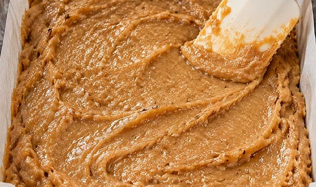 4-Ingredient Amish Maple Blondies Recipe