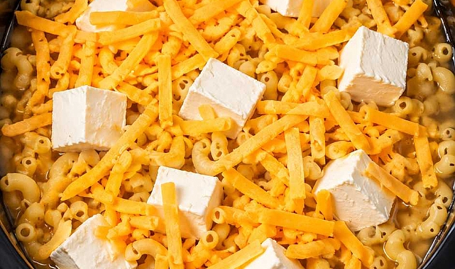 4-Ingredient Slow Cooker Elbow Macaroni Feast Recipe