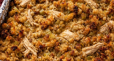 5-Ingredient Chicken and Stuffing Bake Recipe