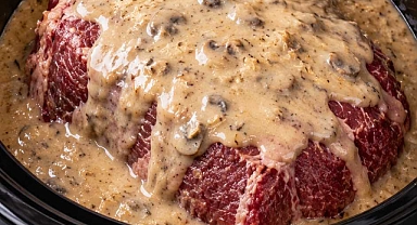 Crisp Autumn Nights Slow Cooker Roast Recipe