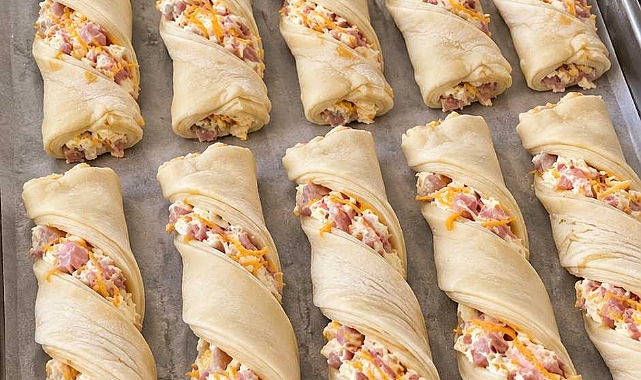 Oven Baked 4-Ingredient Savory Stuffed Party Twists Recipe