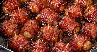 Slow Cooker 4-Ingredient Bacon Wrapped Water Chestnuts Recipe