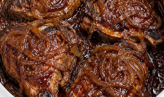 Slow Cooker 4-Ingredient Glazed Onion Pork Chops Recipe