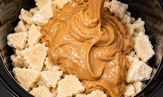 Slow Cooker 5-Ingredient Amish Peanut Butter Pie Recipe