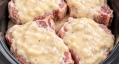 Slow Cooker 5-Ingredient Pork Chop and Stuffing Bake Recipe