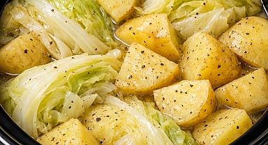 Slow Cooker Poor Man’s Potato and Cabbage Recipe