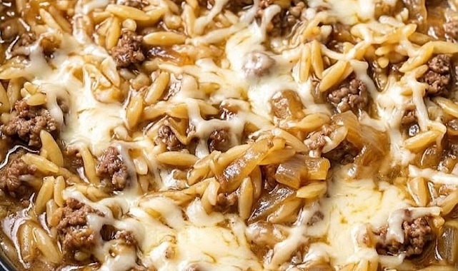 5-Ingredient French Onion Beef and Orzo Recipe