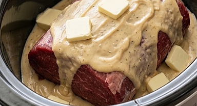 5-Ingredient Slow Cooker Sirloin Tip Roast Dinner Recipe