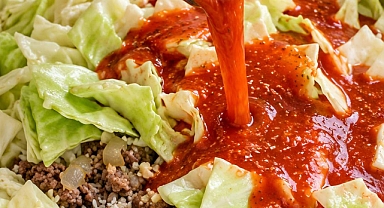 Lazy Cabbage Roll Dutch Oven Casserole Recipe