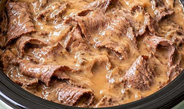 Slow Cooker 4-Ingredient Hot Beef Sandwiches Recipe