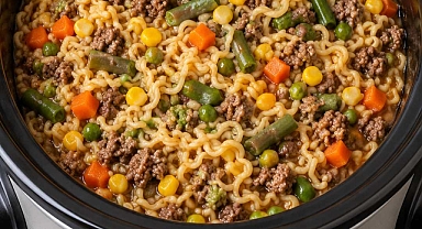 Slow Cooker 5-Ingredient Beef Ramen Casserole Recipe