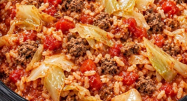 Slow Cooker 5-Ingredient Lazy Cabbage Roll Casserole Recipe