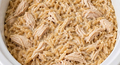 Slow Cooker 5-Ingredient Lemon Chicken Orzo Recipe